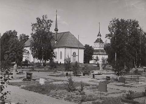 Karl Gustavs Karungi kyrka sommar