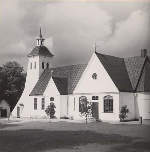 Mellersta Kinnevald Tävelsås kyrka