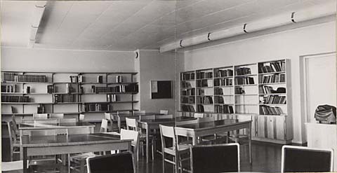 Nederkalix Ytterbyskola interiör bibliotek
