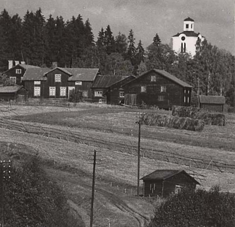 Rensjö kyrka gård