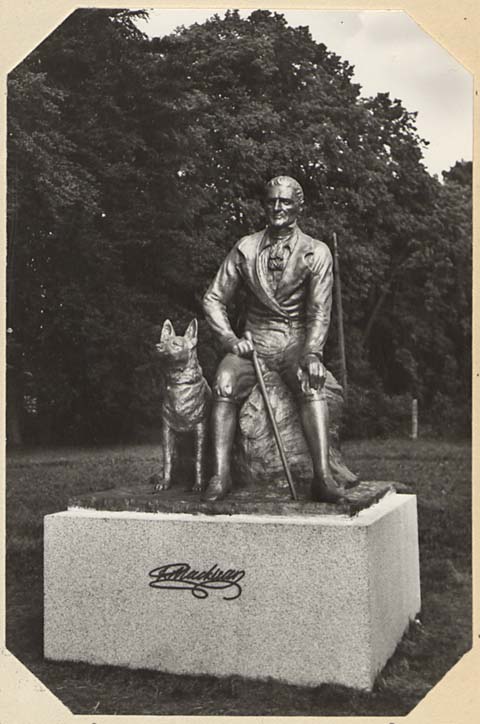 Skurup Rutger Maclean staty