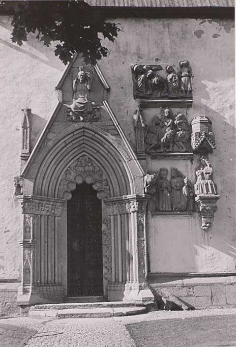 Stånga kyrka portal