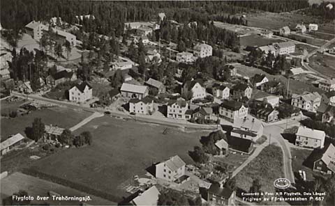 Trehörningsjö stationssamhälle 1953 flygfoto